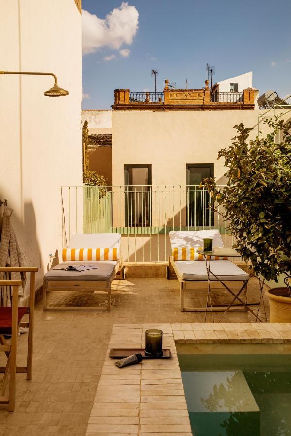 Bos*Cos Apartments Sevilla Bagian luar foto