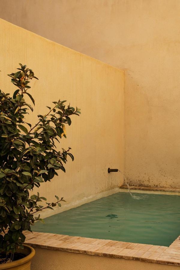 Bos*Cos Apartments Sevilla Bagian luar foto